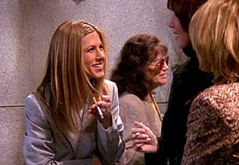 Priatelia 05x18 - Rachel kouří (The One Where Rachel Smokes)