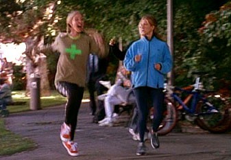 Priatelia 06x07 - Phoebe běhá (The One Where Phoebe Runs)