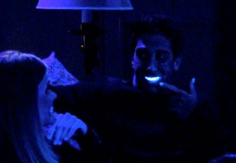 Priatelia 06x08 - Rossův chrup (The One with Ross' Teeth)