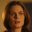 Kosti 01x15 - Dvě těla v laborce (Two Bodies in the Lab)