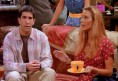 Priatelia 01x03 - Konečně ten pravý (The One with the Thumb)