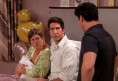 Priatelia 09x01 - Jak nikdo nežádal o ruku (The One Where No One Proposes)